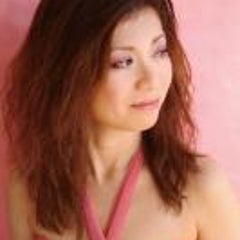 Rosebud RIEのプロフィール