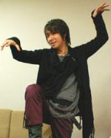 鞠也